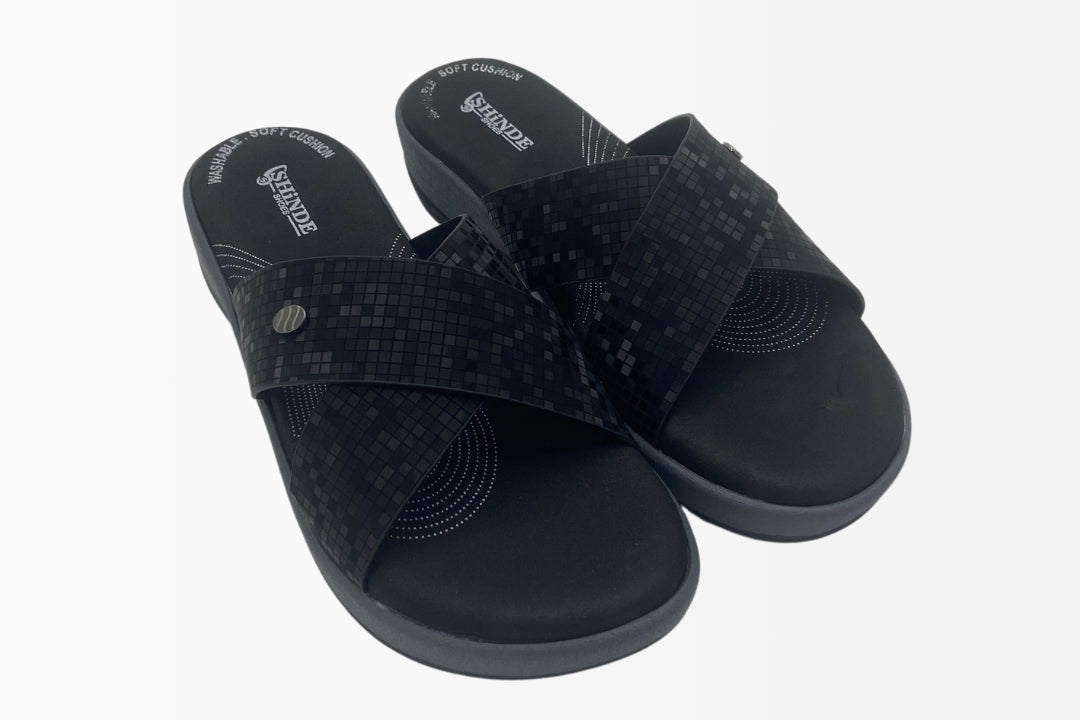 Cross-Strap Sandals with Square Texture