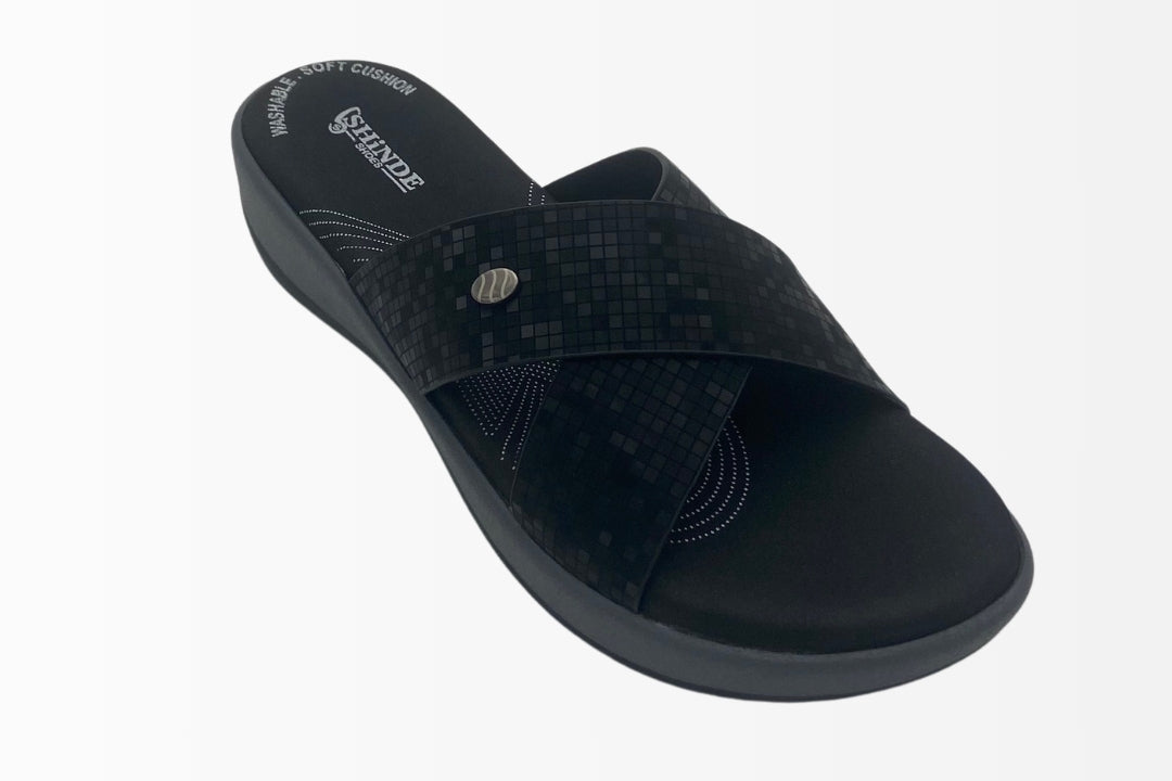 Cross-Strap Sandals with Square Texture