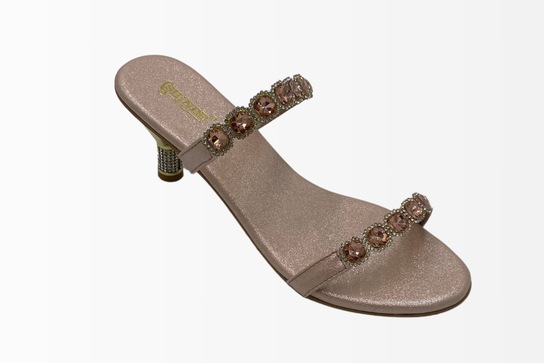 Sandals with Sparkling Gem